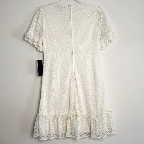 City Studio Juniors Women’s V-Neckline Flare Mini Dress in White color Size 11 - Picture 5 of 11